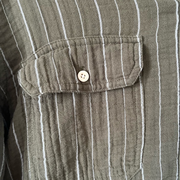 Madewell Lightspun Short-Sleeve Flap-Pocket Shirt in Stripe - Picture 6 of 10